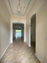 3061 Sunset Pointe Cir in Cape Coral, FL - Foto de edificio - Building Photo