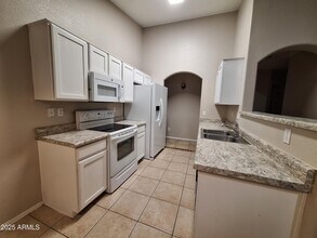 9345 E Onza Ave in Mesa, AZ - Building Photo - Building Photo