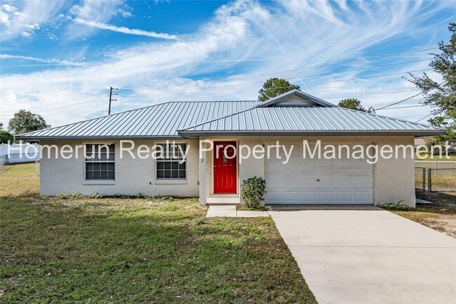 property at 2 Hemlock Radial Ct