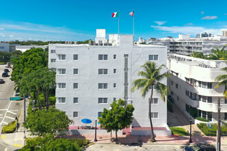 Cynthia Apartments in Miami Beach, FL - Foto de edificio - Building Photo