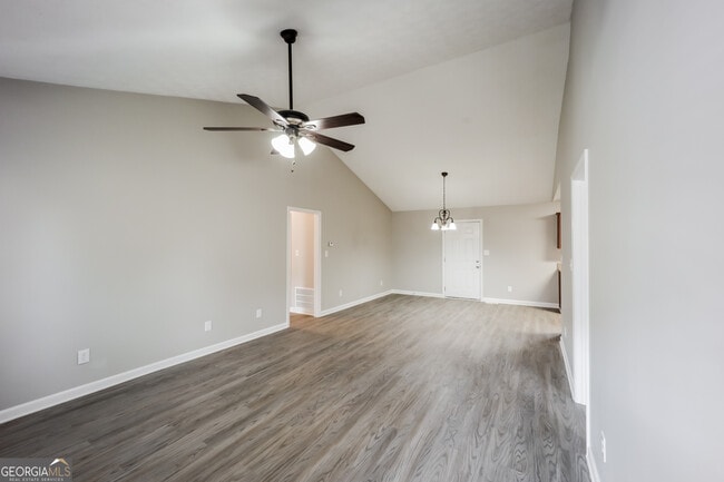 334 Barr Cir in Rex, GA - Building Photo - Building Photo
