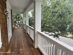 204 Walnut St in Neptune Beach, FL - Building Photo - Building Photo