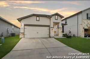 6818 Abbot Xing in San Antonio, TX - Building Photo