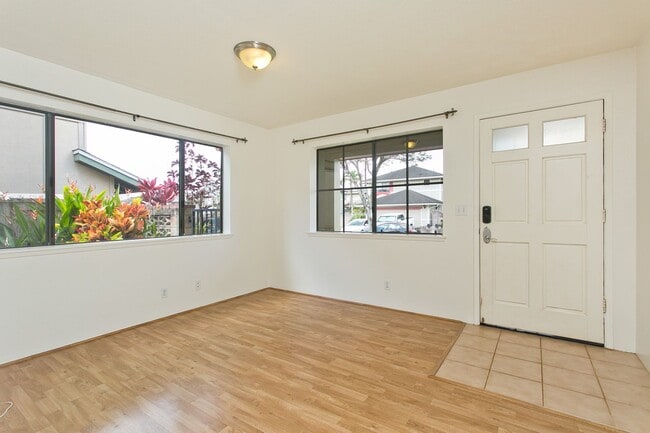 95-1045-1045 Kahakiki St in Mililani, HI - Building Photo - Building Photo