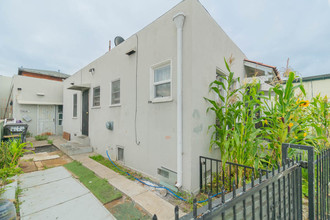 1466 Alamitos Ave in Long Beach, CA - Building Photo - Building Photo