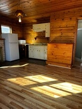 675 W Pine St in Bishop, CA - Building Photo - Building Photo