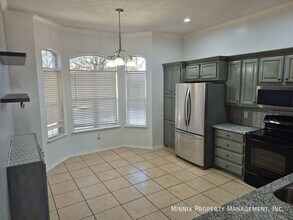 1923 76th St in Lubbock, TX - Building Photo - Building Photo