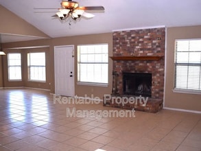 9001 Wessex Ct in Fort Worth, TX - Building Photo - Building Photo