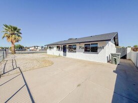 14017 N 4th Ave in El Mirage, AZ - Building Photo