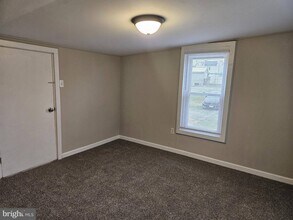 10 W Frederick St in Walkersville, MD - Building Photo - Building Photo