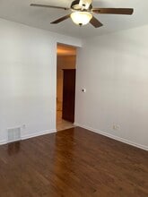 2810 S Lenox St, Unit Lower unit in Milwaukee, WI - Building Photo - Building Photo