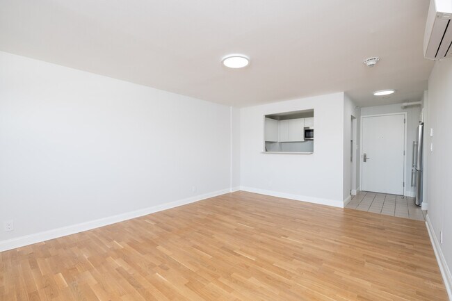 1410 Columbia Rd, Unit 14H in Boston, MA - Building Photo - Building Photo