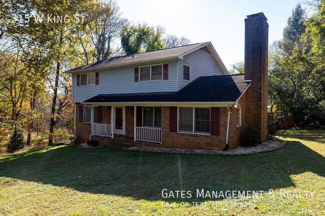 315 W King St in Hillsborough, NC - Building Photo - Building Photo