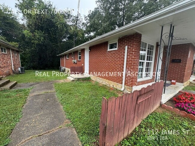 112 James St in Rossville, GA - Building Photo - Building Photo