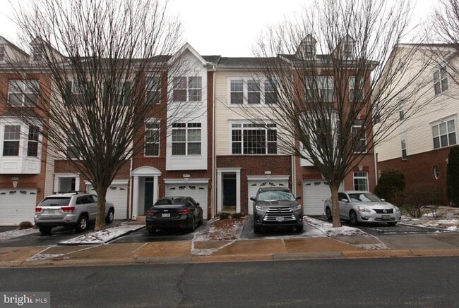 property at 20475 Greymont Terrace