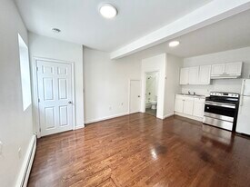 269 Bolton St, Unit 2A in Boston, MA - Building Photo