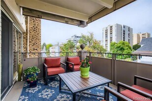 700 N Washington St in Denver, CO - Building Photo