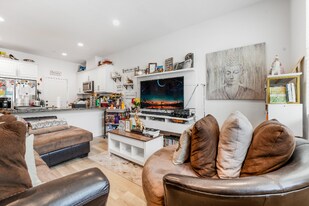 1904 Avenida Senecio in Chula Vista, CA - Building Photo