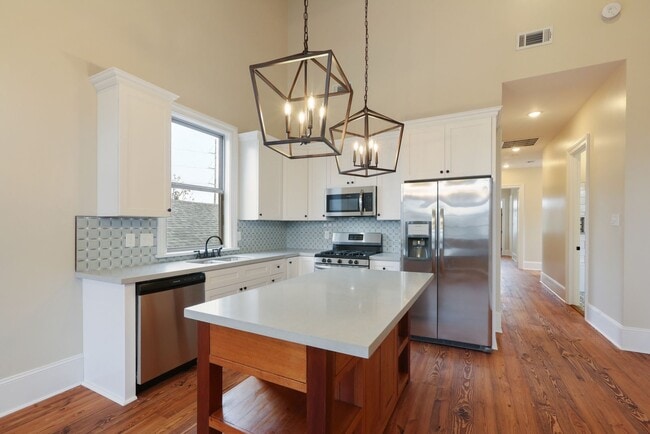 1809 Laharpe St-Unit -1809 Laharpe St in New Orleans, LA - Building Photo - Building Photo
