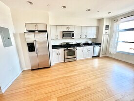599 Albany St, Unit 207 in Boston, MA - Building Photo