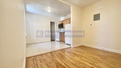 2712 Decatur Ave in Bronx, NY - Foto de edificio - Building Photo