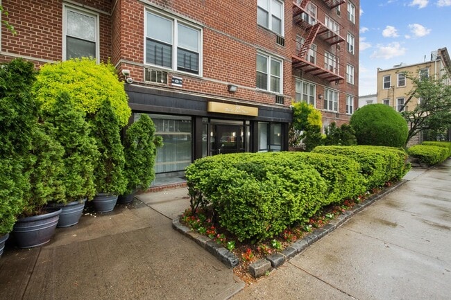 720 E 31st St in Brooklyn, NY - Building Photo - Building Photo