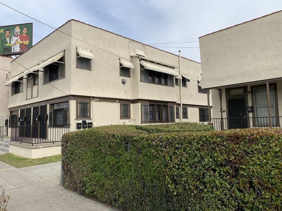 4724-4728 S Main St in Los Angeles, CA - Building Photo