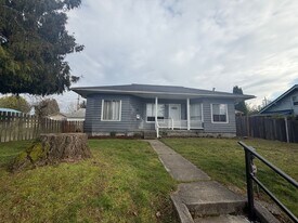 3711 N Huson St in Tacoma, WA - Building Photo