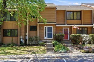 1322 Hazel Nut Ct in Annapolis, MD - Building Photo