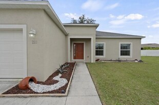 228 Amesbury Ln in Poinciana, FL - Building Photo