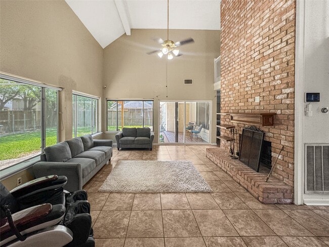 4703 Cashel Glen Dr in Houston, TX - Building Photo - Building Photo