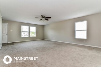 688 Harvest Meadow Way in New Whiteland, IN - Building Photo - Building Photo