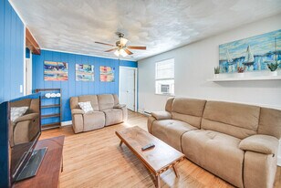 9666 Rallston St in Norfolk, VA - Building Photo