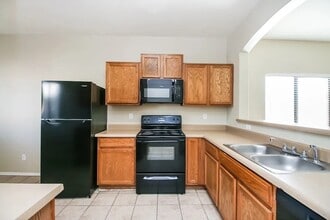 903 W St Kateri Ave in Phoenix, AZ - Building Photo - Building Photo