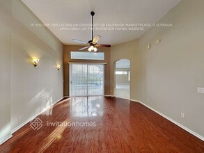 2433 Blue Stone Ct in Valrico, FL - Building Photo - Building Photo