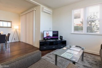 6101 Aqua Ave-Unit -Apt 602 in Miami Beach, FL - Building Photo - Building Photo