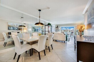 300 Golden Isles Dr in Hallandale Beach, FL - Building Photo - Building Photo