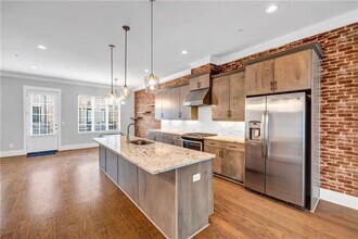 267 Castleberry Station Dr SW in Atlanta, GA - Building Photo - Building Photo
