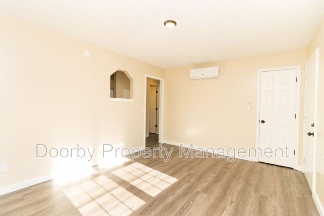 2425 Ashmore Ave in Chattanooga, TN - Building Photo - Building Photo