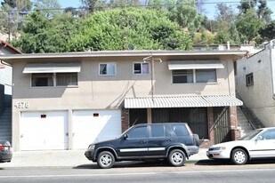 4376 Huntington Dr S in Los Angeles, CA - Building Photo