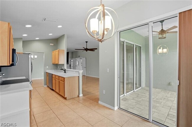 property at 2427 Woodbourne Pl