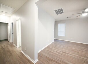 9406 Castillo Ct in Magnolia, TX - Building Photo - Building Photo