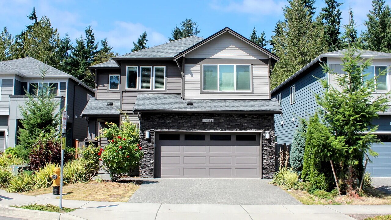 3525 200th Pl SE in Bothell, WA - Building Photo