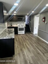 114 W 4th St in Howell, NJ - Building Photo