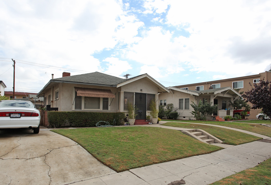 4015-4027 Iowa St in San Diego, CA - Foto de edificio