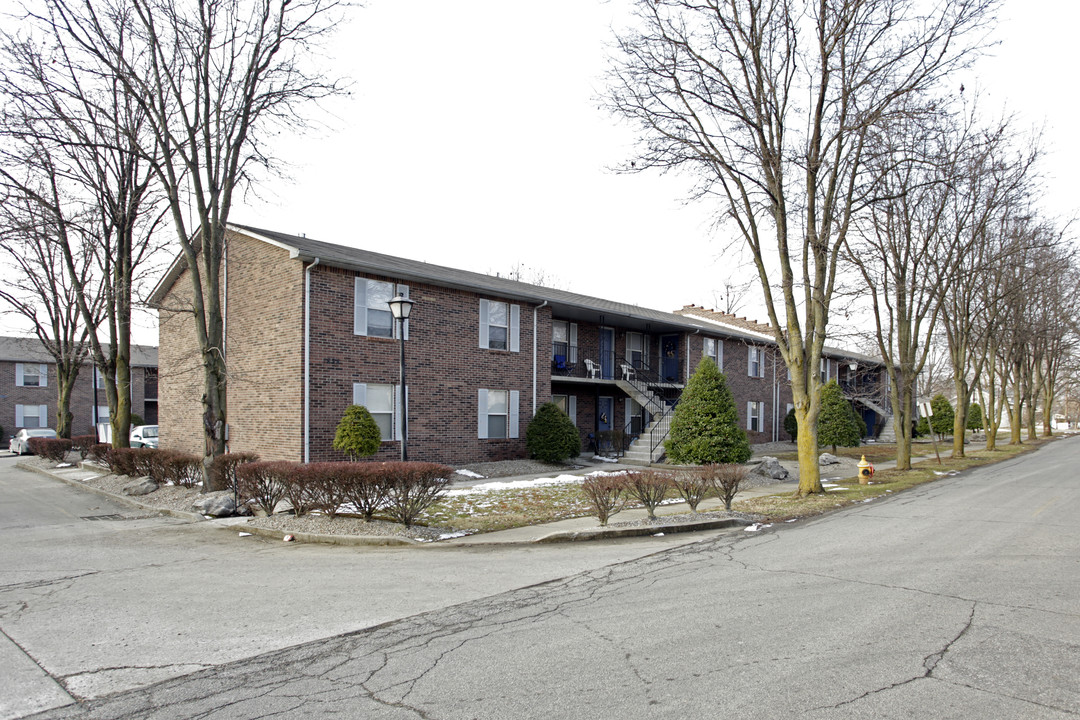 Manor Hall Apartments in Louisville, KY - Foto de edificio