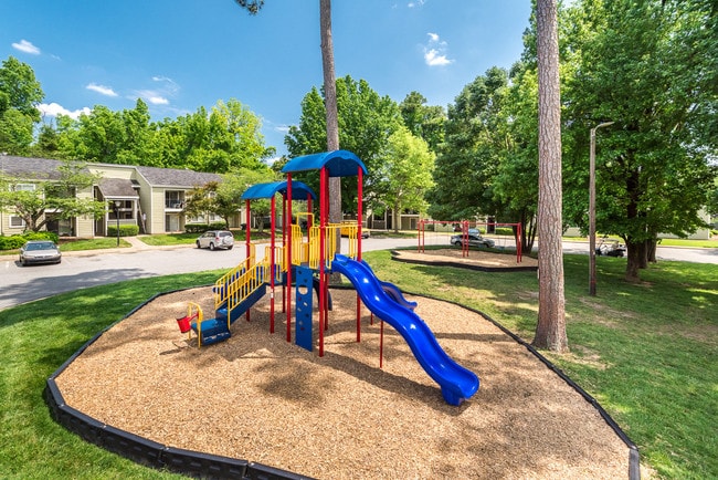 Stonewood Apartments in Durham, NC - Building Photo - Building Photo