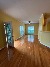 100 Henson Pl in Apex, NC - Building Photo - Building Photo