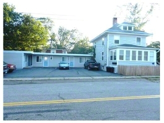 105 Atlantic Ave in Old Orchard Beach, ME - Building Photo