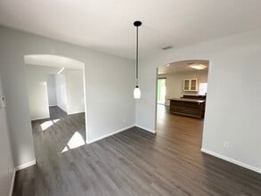 15 Zephyr Lily Pl in Palm Coast, FL - Building Photo - Building Photo